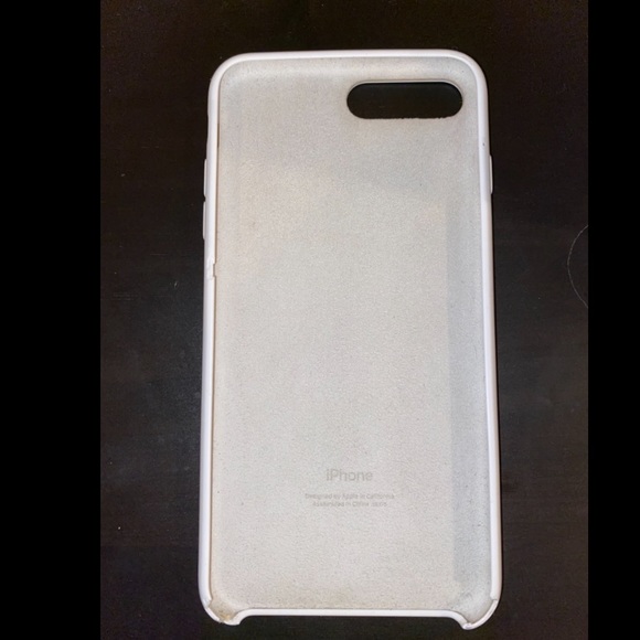 iPhone 7 Plus Apple Silicone Case - Picture 2 of 4